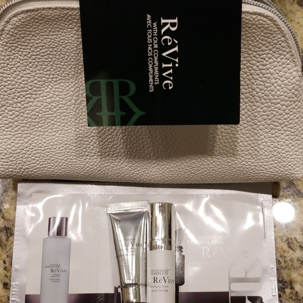 Revive Gift Bag and Sample